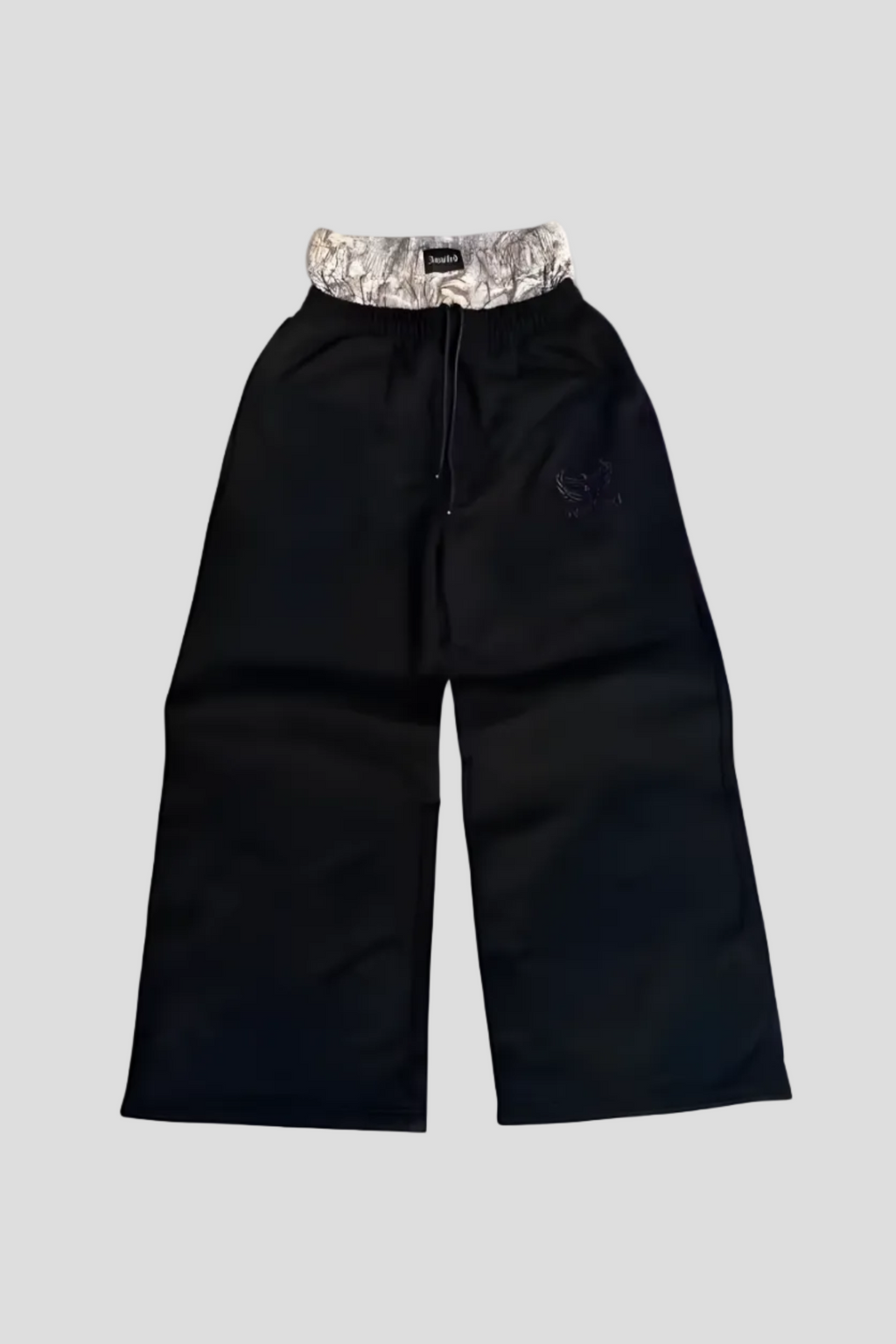 SWEATPANTS - AWAITED